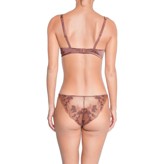 HUIT Prestige Poème Brief