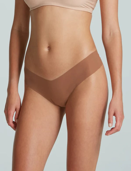 Commando Invisible Rib One Size Thong