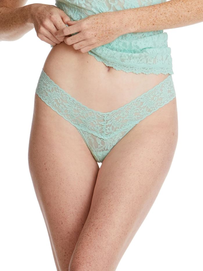 Hanky Panky Signature Lace Low Rise Thong